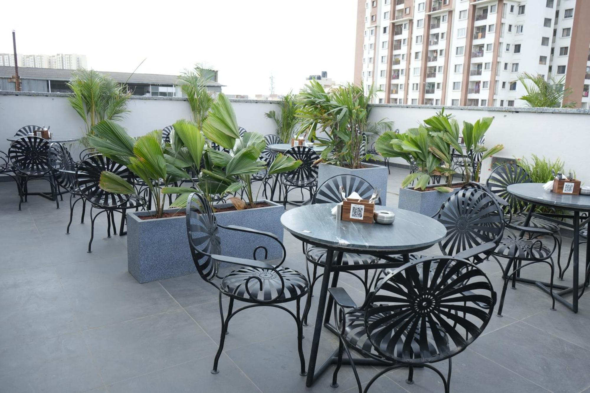 Fabhotel Memories Inn Bangalore Extérieur photo